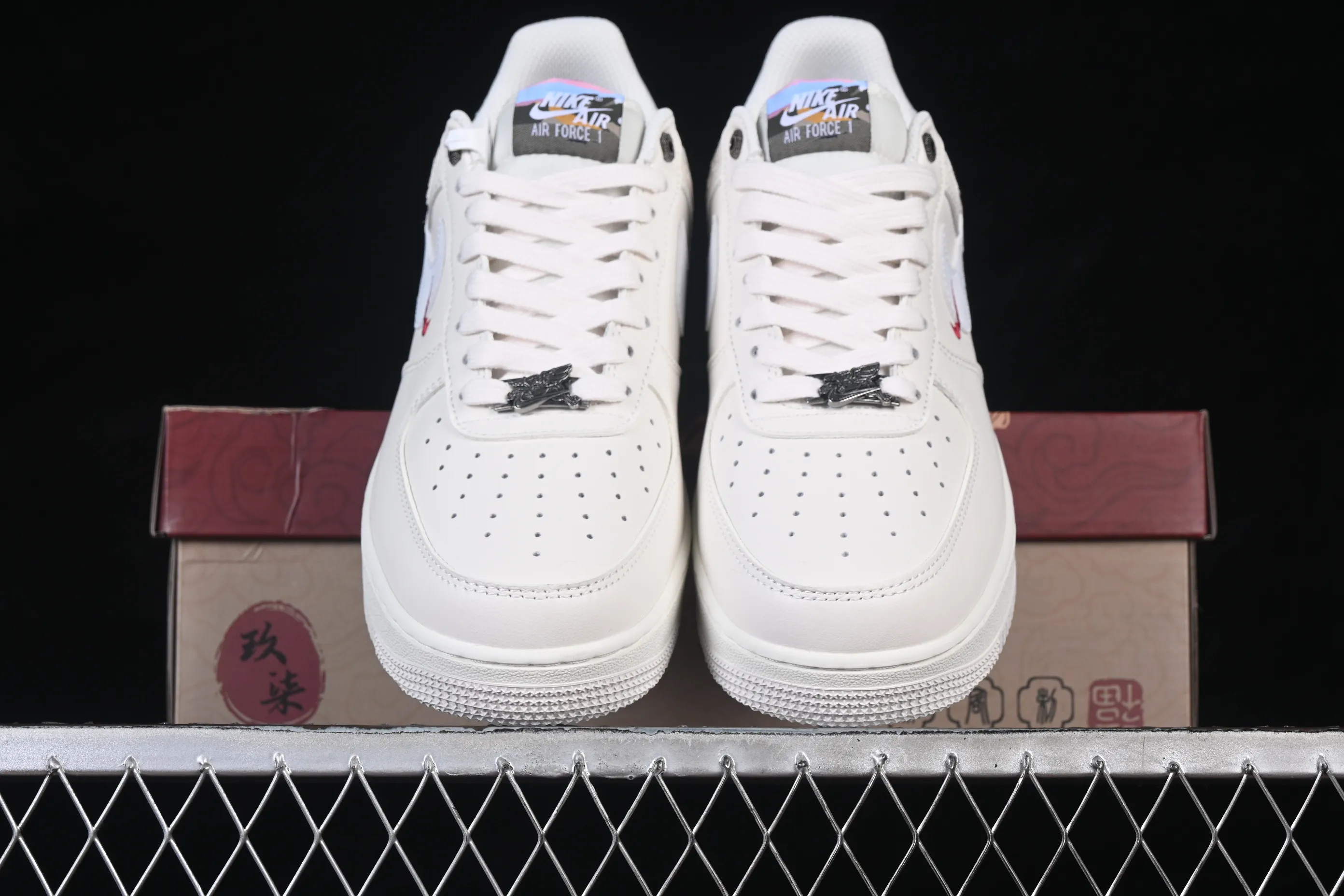 All categories Nk Air Force 1 Air Force series Nk Air Force 1 Low Air Force low-top Nike Air Force 1'07 Low Year of the Horse limited edition Air Force 1 low-top casual sneakers IQ1119-011